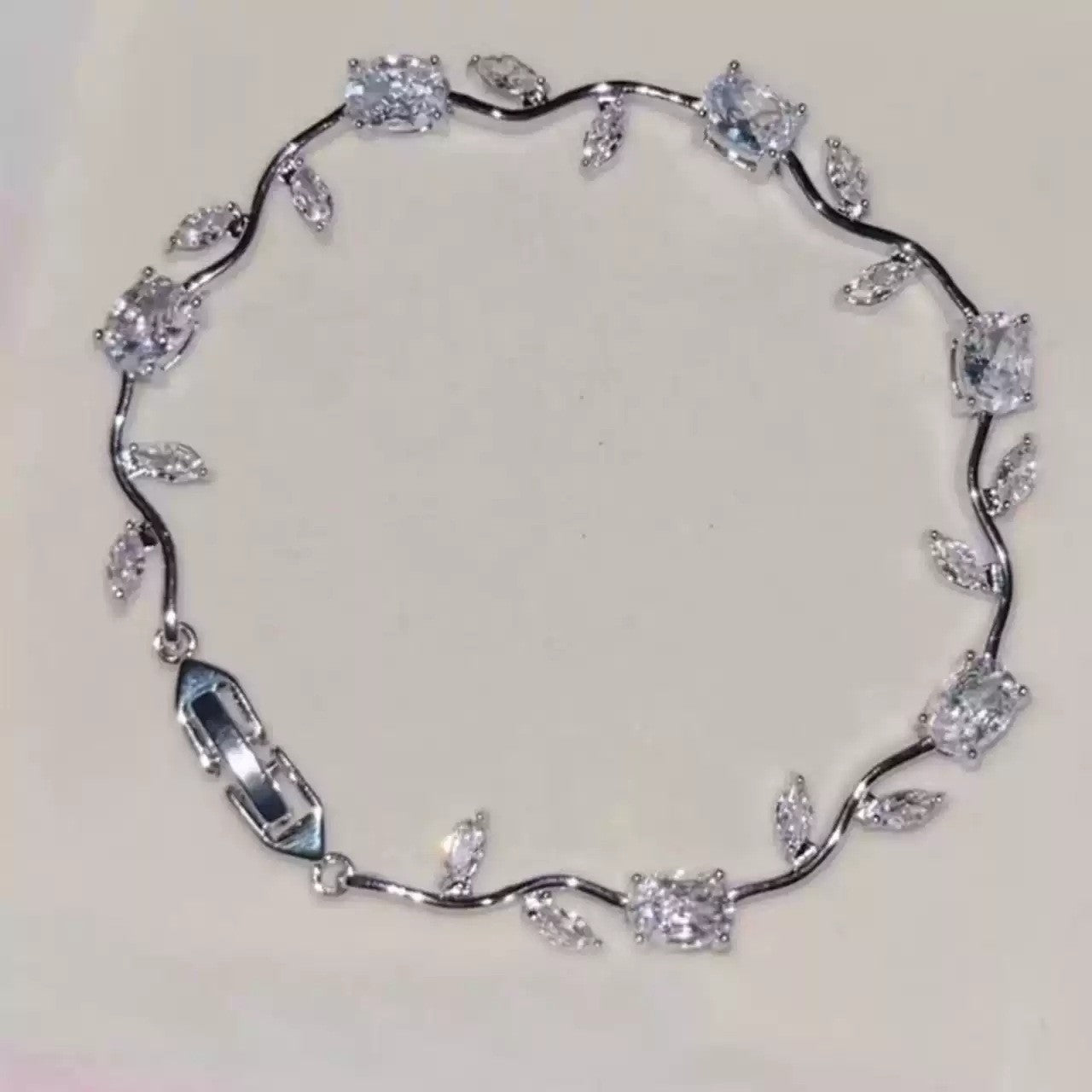 533798098-7